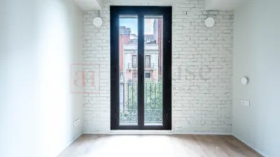 Apartment on Carrer del Consell de Cent photo 24