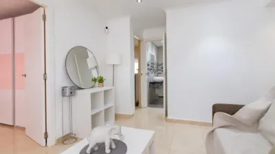 Flat on Calle Fernando Sastre photo 4