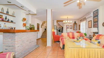 Terraced house in Airport Zone photo 40