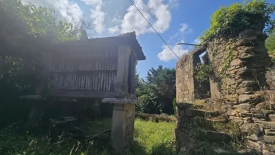 Rustic finca at Calle Lg Penouco, O - Pq Boimente, No. 4 photo 6