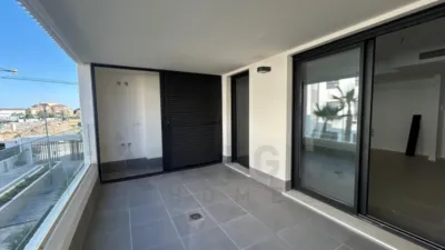 Apartment on Avenida Doctor Jaime Aparicio Santos photo 22