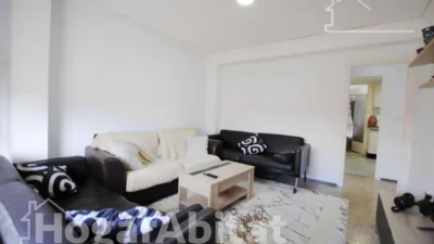 Apartment in Carrer Gaietà García photo 3