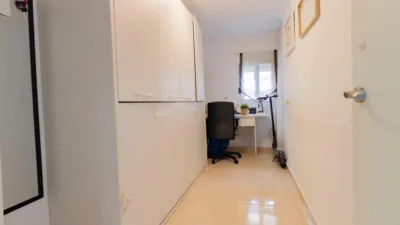 Flat on Calle Fernando Sastre photo 17