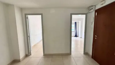 Apartment on Maestro Caballero Street photo 3