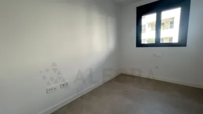 Apartment on Avenida Doctor Jaime Aparicio Santos photo 25