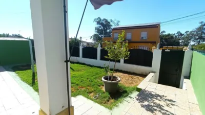 Chalet on Urbanizacion La Colinas Street photo 17