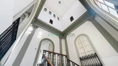 Terraced House in Centre photo 9