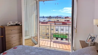 Apartment in Cuatro Caminos photo 5