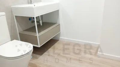 Apartment on Avenida Doctor Jaime Aparicio Santos photo 24