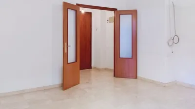 Apartment in Ronda de Triana-Patrocinio-Turruñuelo photo 4
