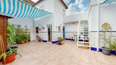 House on Carrer de Bonaire photo 40