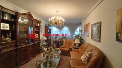 Apartment in Gamonal photo 2