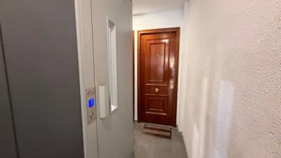 Flat on Calle Fernando Sastre photo 25
