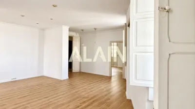 Apartment in Corts photo 24