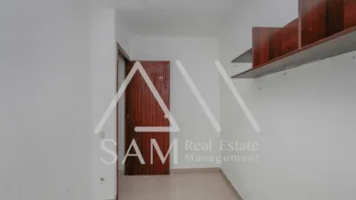 Flat in Santa Coloma de Gramenet photo 9