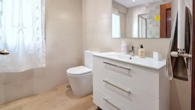 Apartment in Cuatro Caminos photo 11