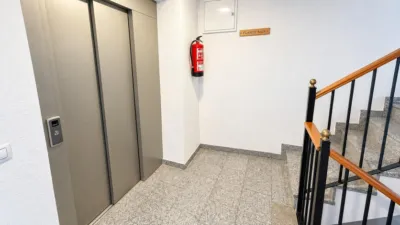 Apartment on Avda. Reyes Catolicos photo 3