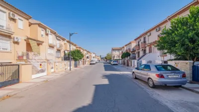 Terraced house in Airport Zone photo 52