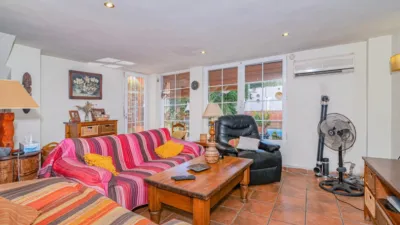 Terraced house in Airport Zone photo 12