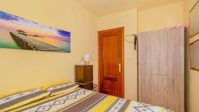 Terraced house in Airport Zone photo 42