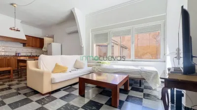 Terraced House in Centre photo 26