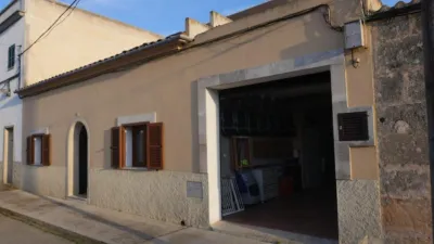 Chalet on Carrer Ronda del Nord photo 34