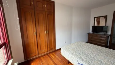 Apartment on Rúa de San Lázaro photo 9