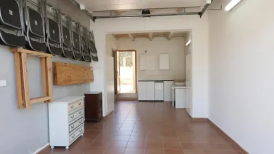 Chalet on Carrer Ronda del Nord photo 15