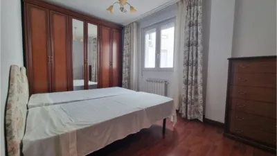 Apartment in the Avenida de Madrid Area photo 10