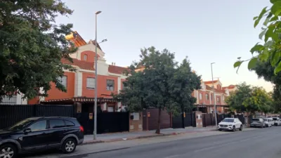 Terraced house on Calle de Miguel Hernández photo 26