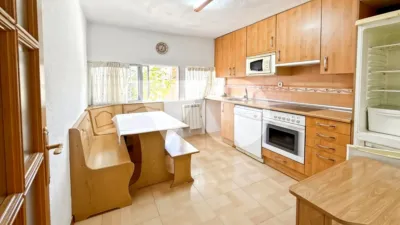 Apartment on Gomeznarro Street photo 17