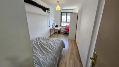 Apartment in Universidad - Las Huelgas photo 14