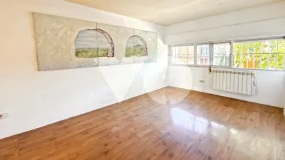 Apartment on Gomeznarro Street photo 3