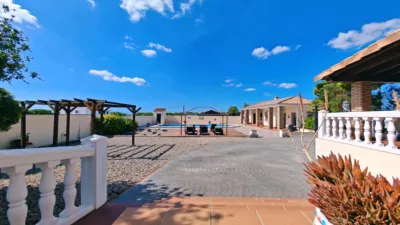 Chalet in Las Lagunas - Campano photo 35