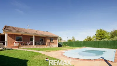 Chalet on Calle Amatista, No. 2 photo 17