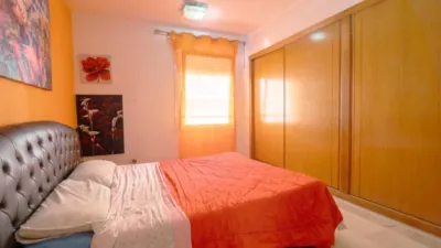 Apartment on Nou D'Octubre Street photo 14