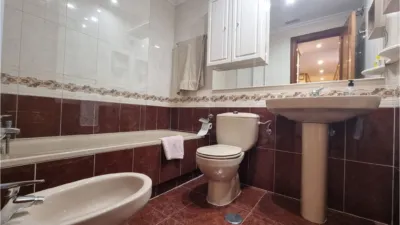 Apartment in the Avenida de Madrid Area photo 19