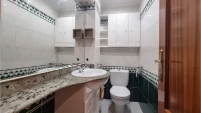 Apartment in the Avenida de Madrid Area photo 20