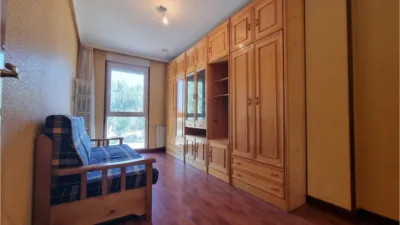 Apartment in the Avenida de Madrid Area photo 12
