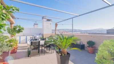 Penthouse at Calle Catedrática Asun. Linares, No. 2 photo 2