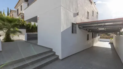Chalet in Colinas Bermejas photo 3