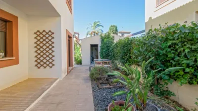 Semi-detached house on Jose Maria Olazabal Street photo 9