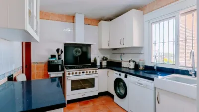 Chalet in Las Lagunas - Campano photo 19