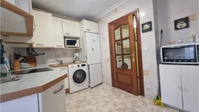 Apartment in Calabazanos photo 4