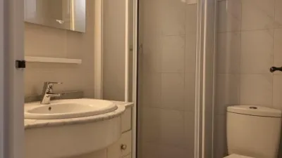Flat on Carrer Xeresa, 11