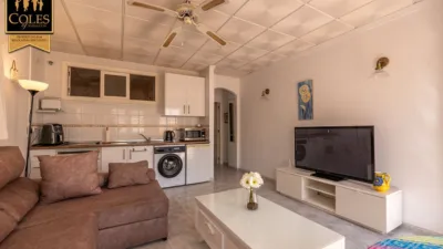 Chalet on Calle de la Juventud photo 18