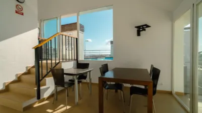 Apartment on Nou D'Octubre Street photo 32
