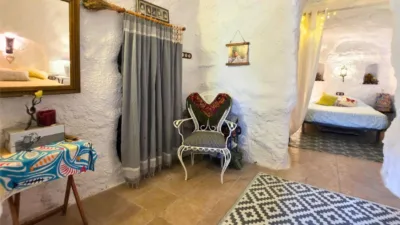House on Celia Viñas Street photo 15