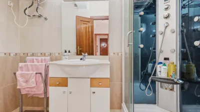 Apartment in Nou Benicalap photo 4