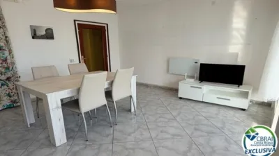 Apartment on Avinguda de la Gola de l'Estany photo 8